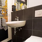 Generator Alexanderplatz Hostel *