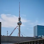 Generator Alexanderplatz Albergue