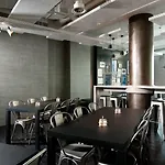 Generator Alexanderplatz Albergue Berlim