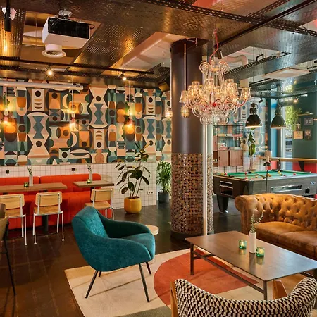 Ostello Generator Alexanderplatz Berlino