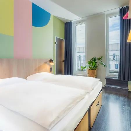 Generator Alexanderplatz * Berlin