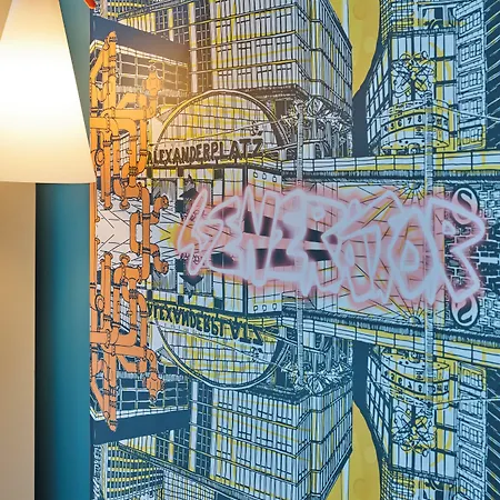 Ostello Generator Alexanderplatz Berlino