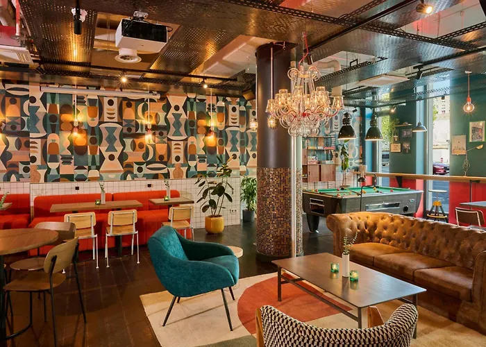 بيت شباب Generator Alexanderplatz برلين