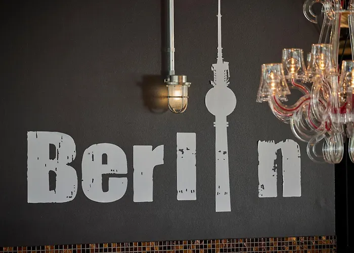 بيت شباب Generator Alexanderplatz *