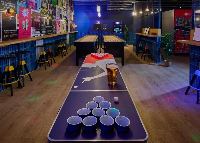 Generator Alexanderplatz Hostel *