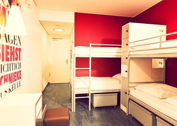 Hostel Generator Alexanderplatz *