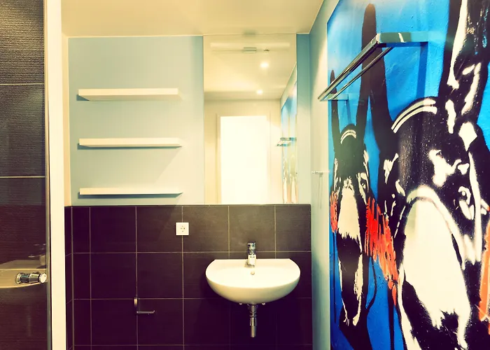 بيت شباب Generator Alexanderplatz *