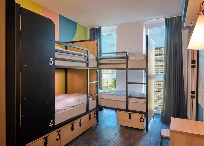 Albergue Generator Alexanderplatz