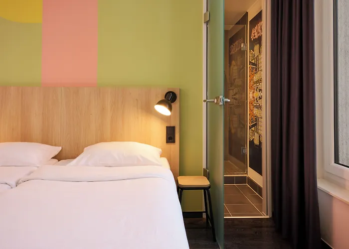 Generator Alexanderplatz Albergue *