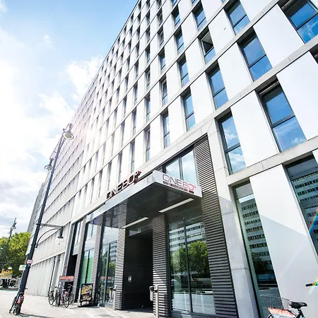 Generator Alexanderplatz Berlin